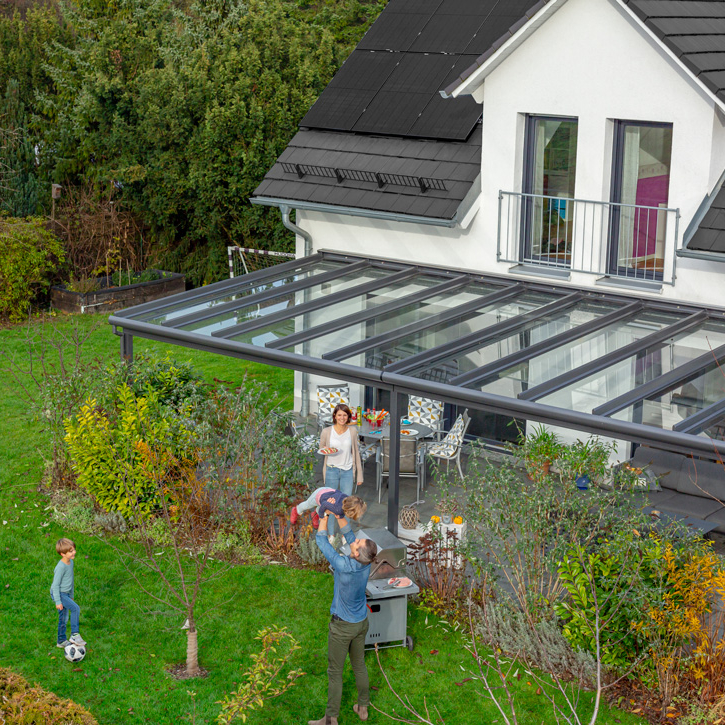 Solar for homes with premium REC solar panels